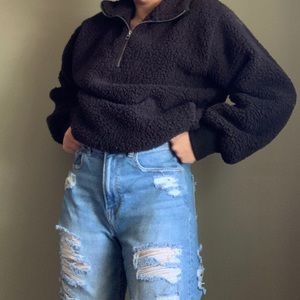 AE Teddy Quarter Zip Sweatshirt